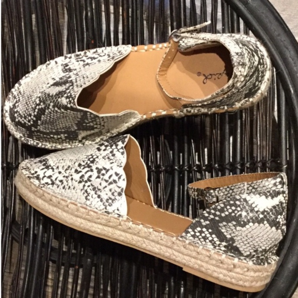 Snake print Espadrille Jute Mary Jane Flat Sandals - Picture 2 of 6